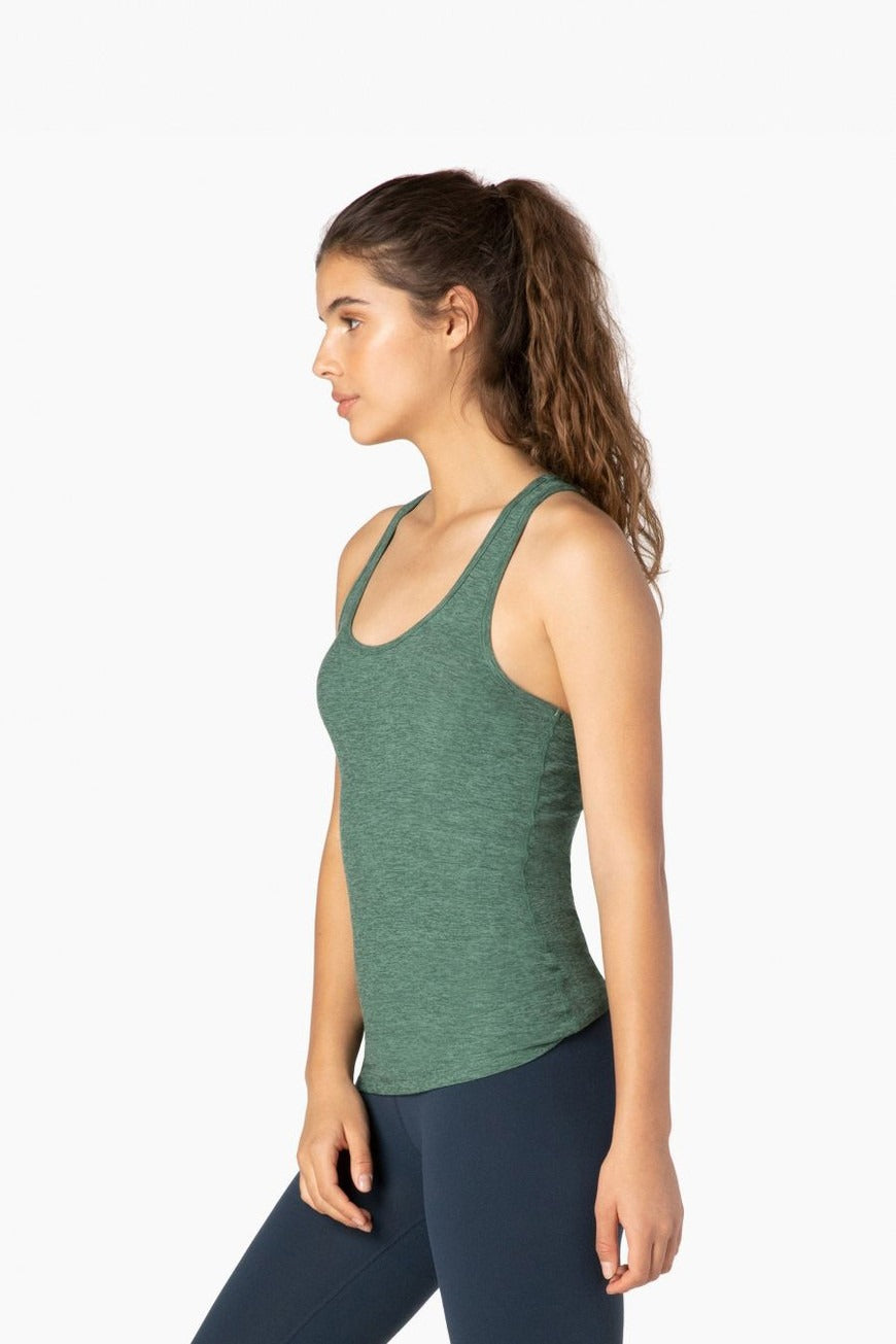 Essential Racerback Training Tank Hauptbild