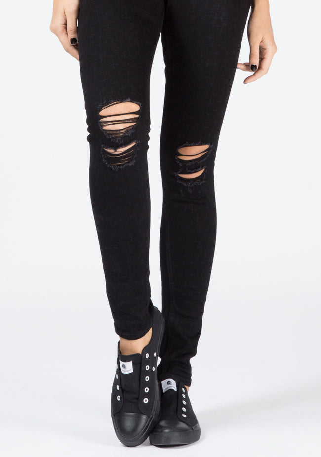 (Product 35) Sample - Clothing And Accessory Boutiques For Sale Main Image