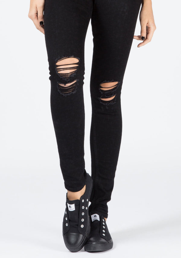 (Product 36) Sample - Clothing And Accessory Boutiques For Sale