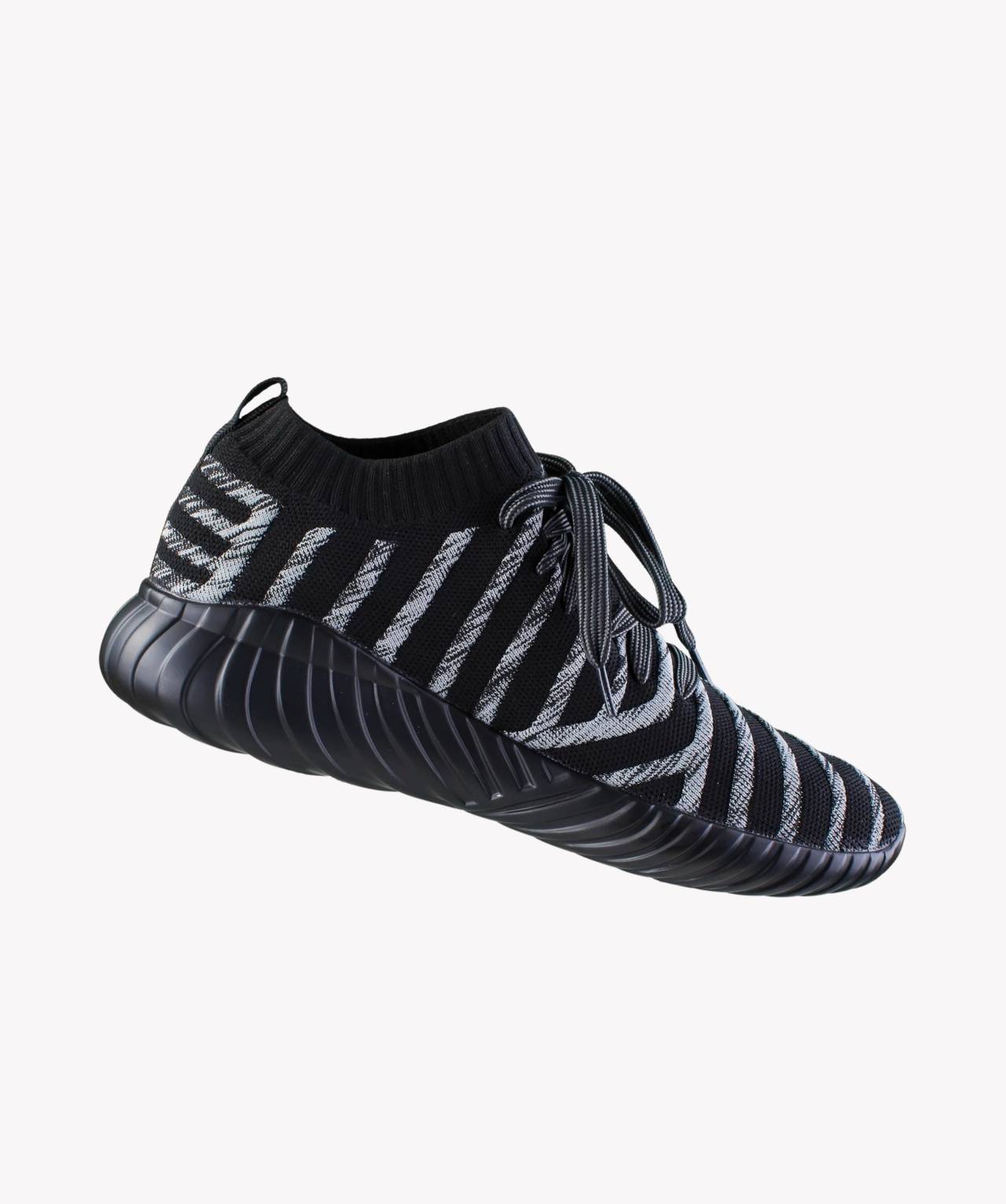 StrideFlex Knit Black Trainers