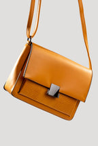 Elegant Women’s Leather Shoulder Bag