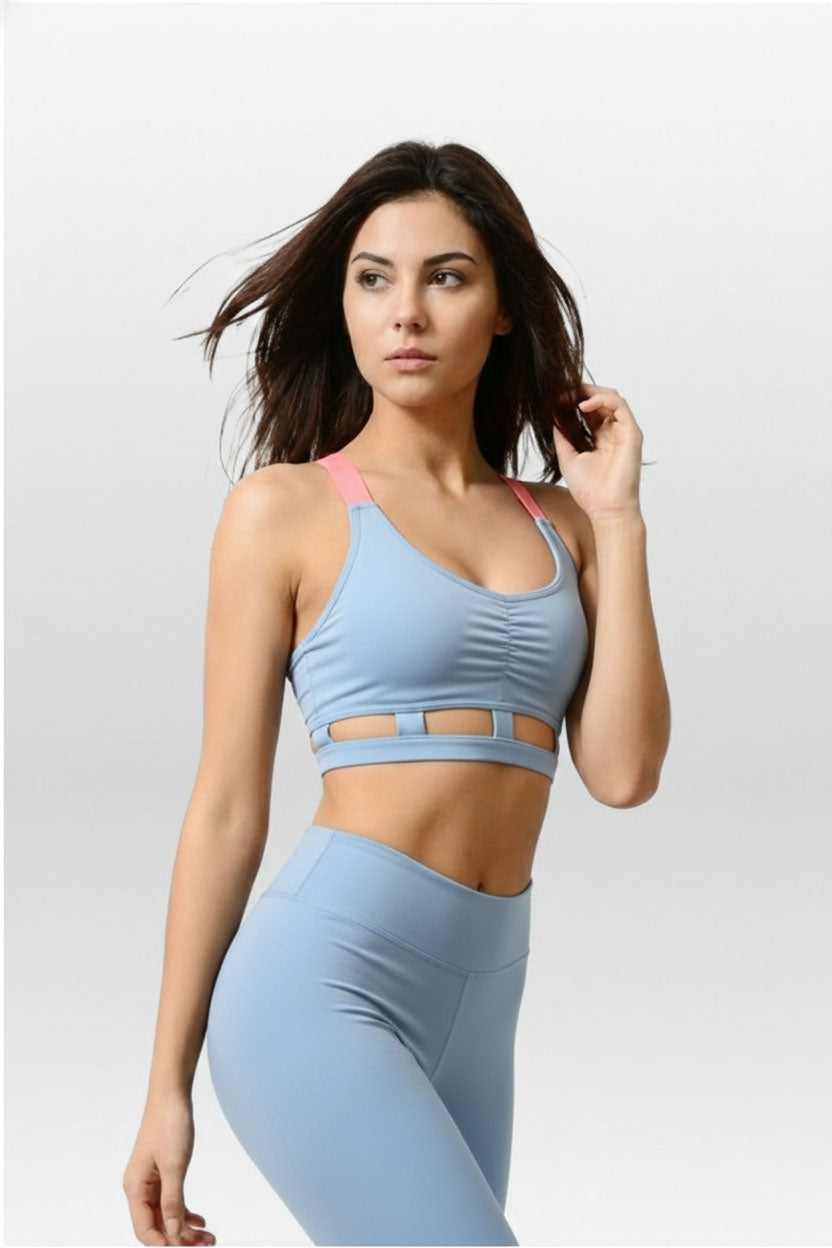 Cut-Out Performance Set Secondary image