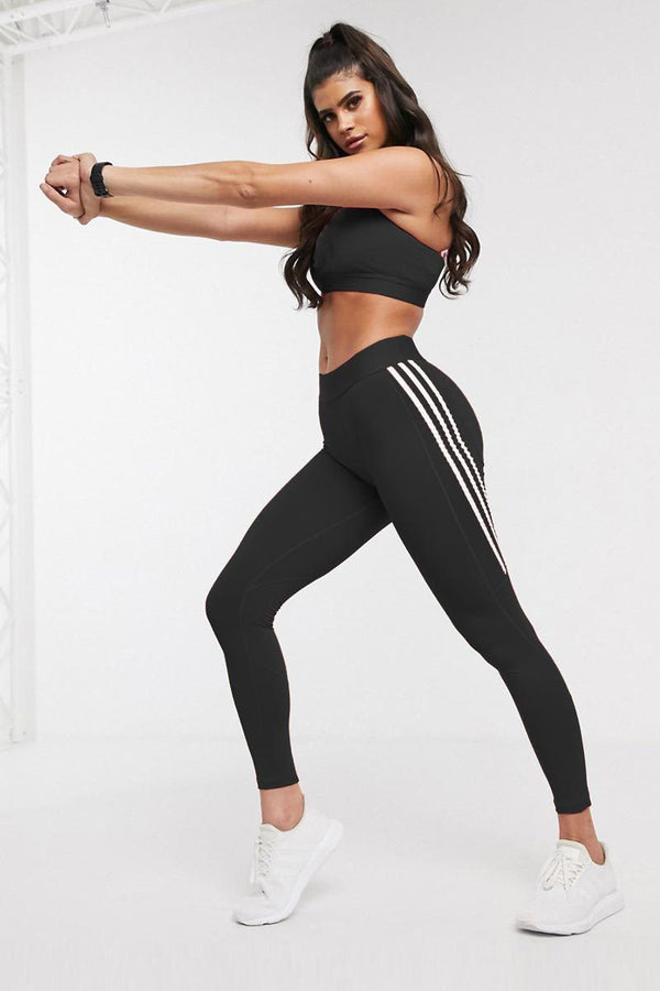 Seamless Bra & Triple-Stripe Leggings